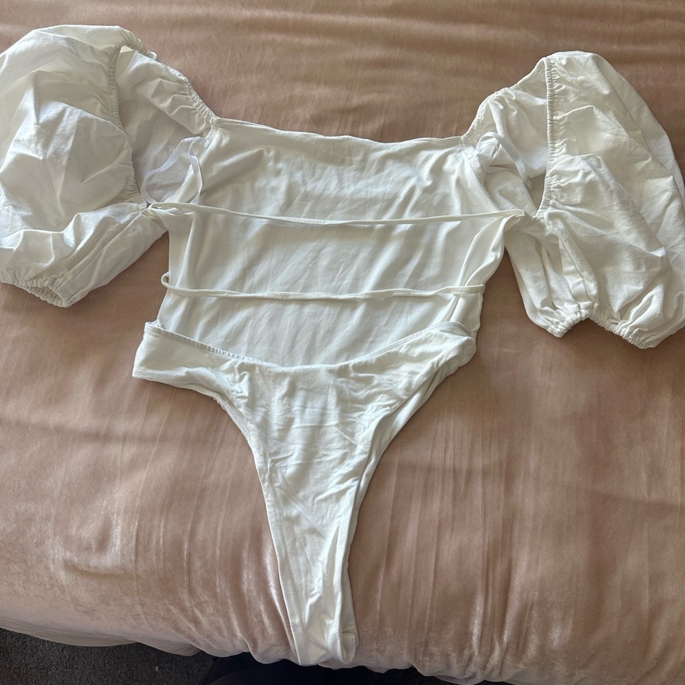 Sabo Skirt White Puff Sleeve One Piece